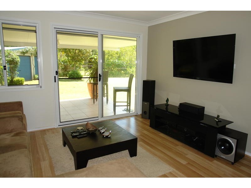 15 Illawong Way, Karana Downs QLD 4306